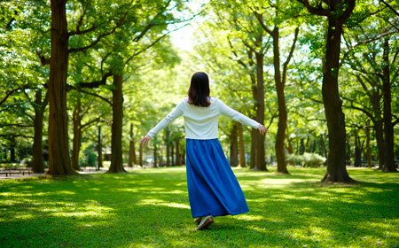 Девушка на свежем воздухе